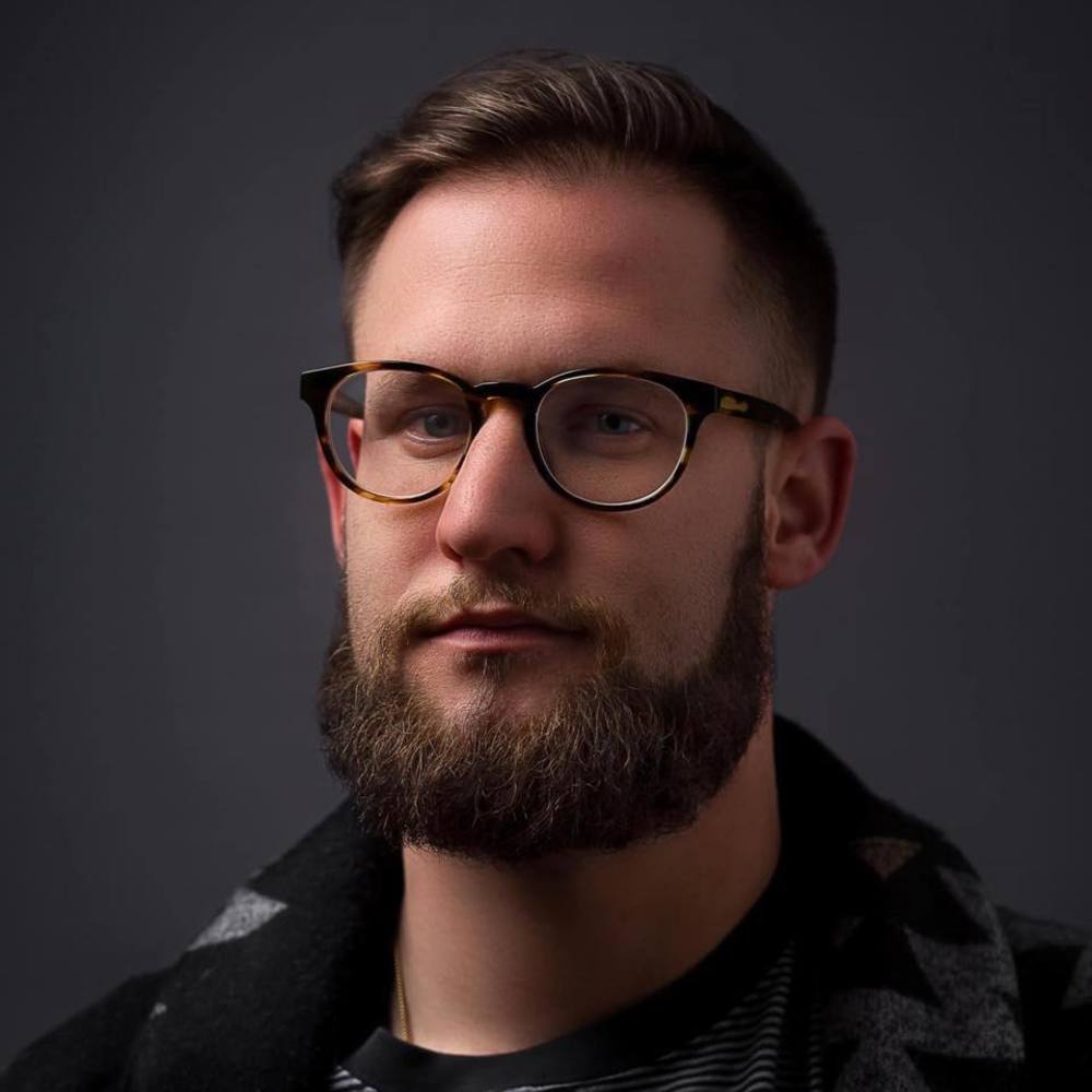 Meet your Posher, Eliott